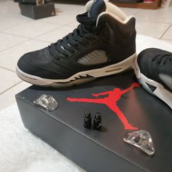 Air Jordans 5 Retro  