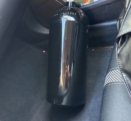 10 Pound Noz Tank