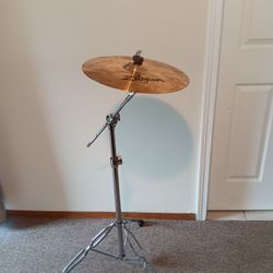 Zildjian ZBT 14"  Crash Cymbal With Stand,  EC