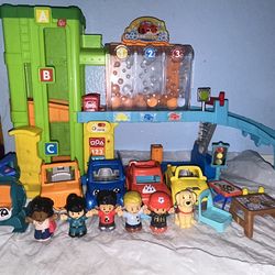Little people garage set