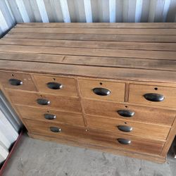 9 Drawer Dresser