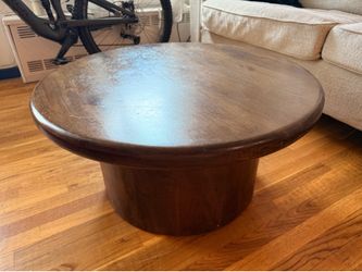 🚨 MOVING SALE 🚨 Round Wooden Coffee Table with Pedestal Base