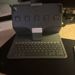 iPad 9th Gen Keyboard Case