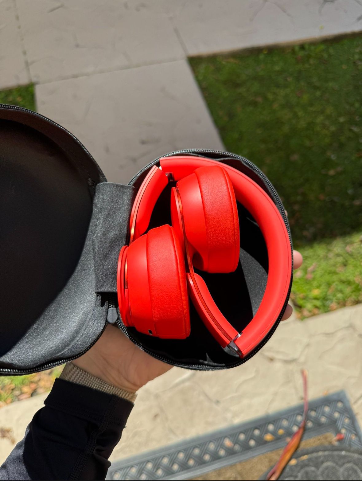 Beats- Solo Pro Wireless Noise Cancelling