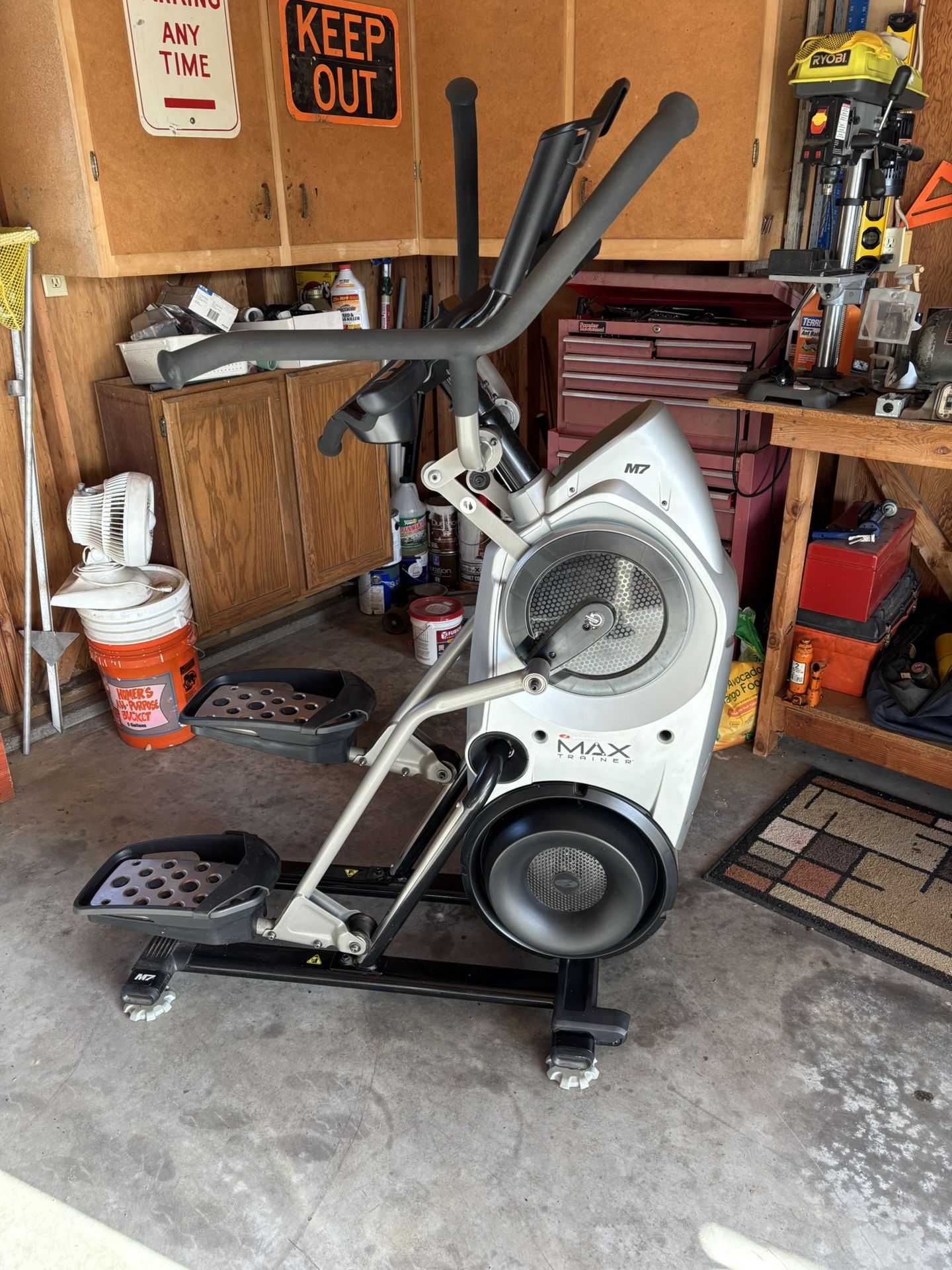 Bow Flex M7 Trainer