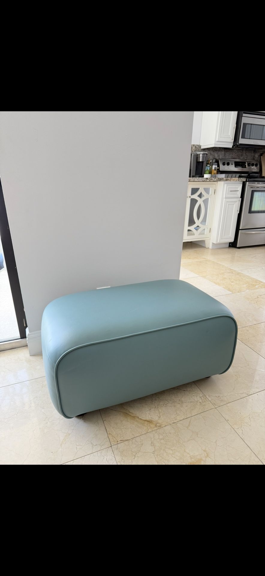Blue Beach Hocker