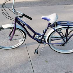 Schwinn Beach Cruiser 