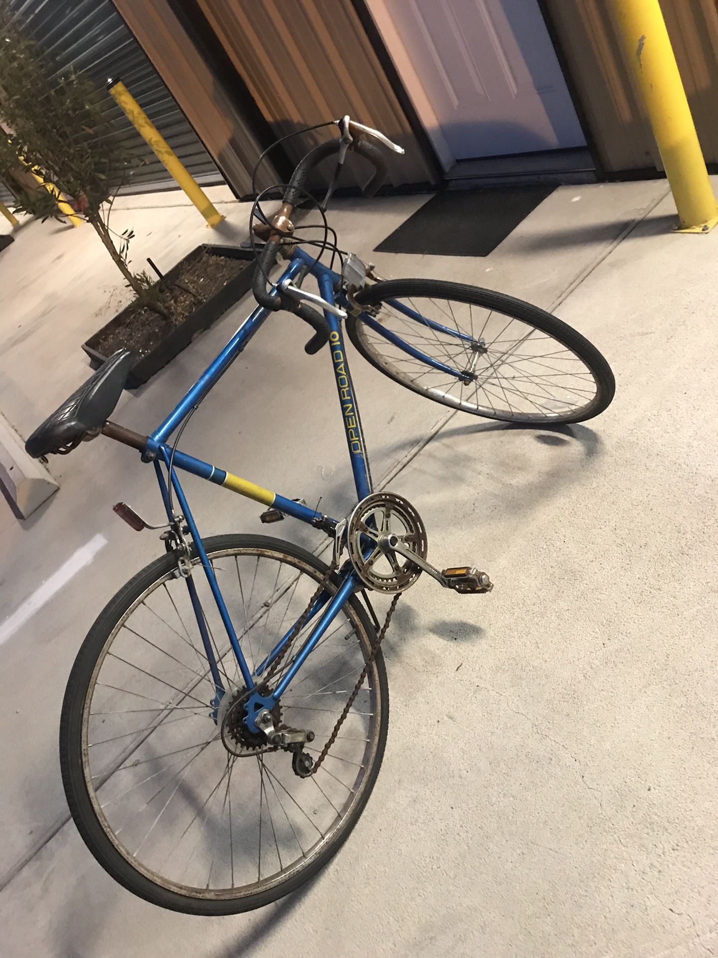 VINTAGE MONTGOMERY WARD OPEN ROAD 10SPEED BIKE