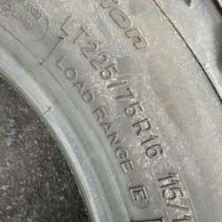 LT225/75/16 BFGoodrich Ko3 (1 Only) Brand New $100.00