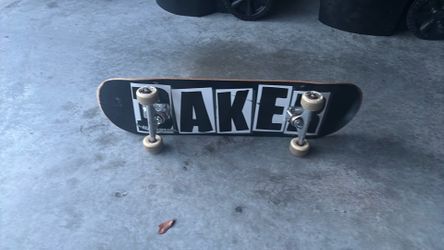 Skateboard
