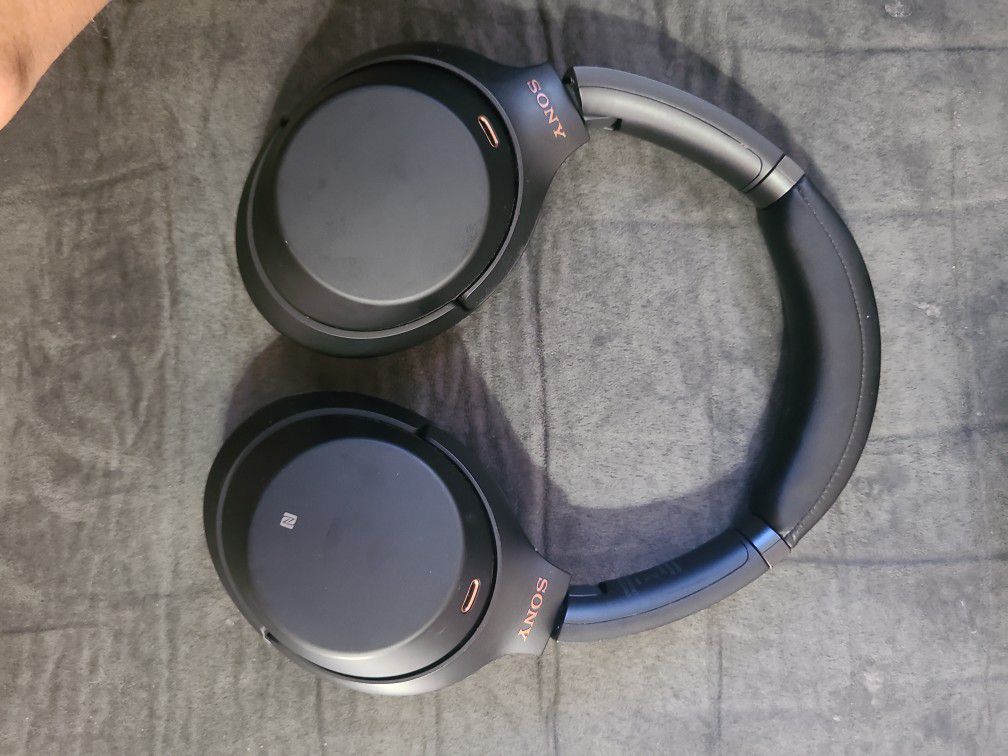 Sony Wireless Headphones  Wh-1000x M3