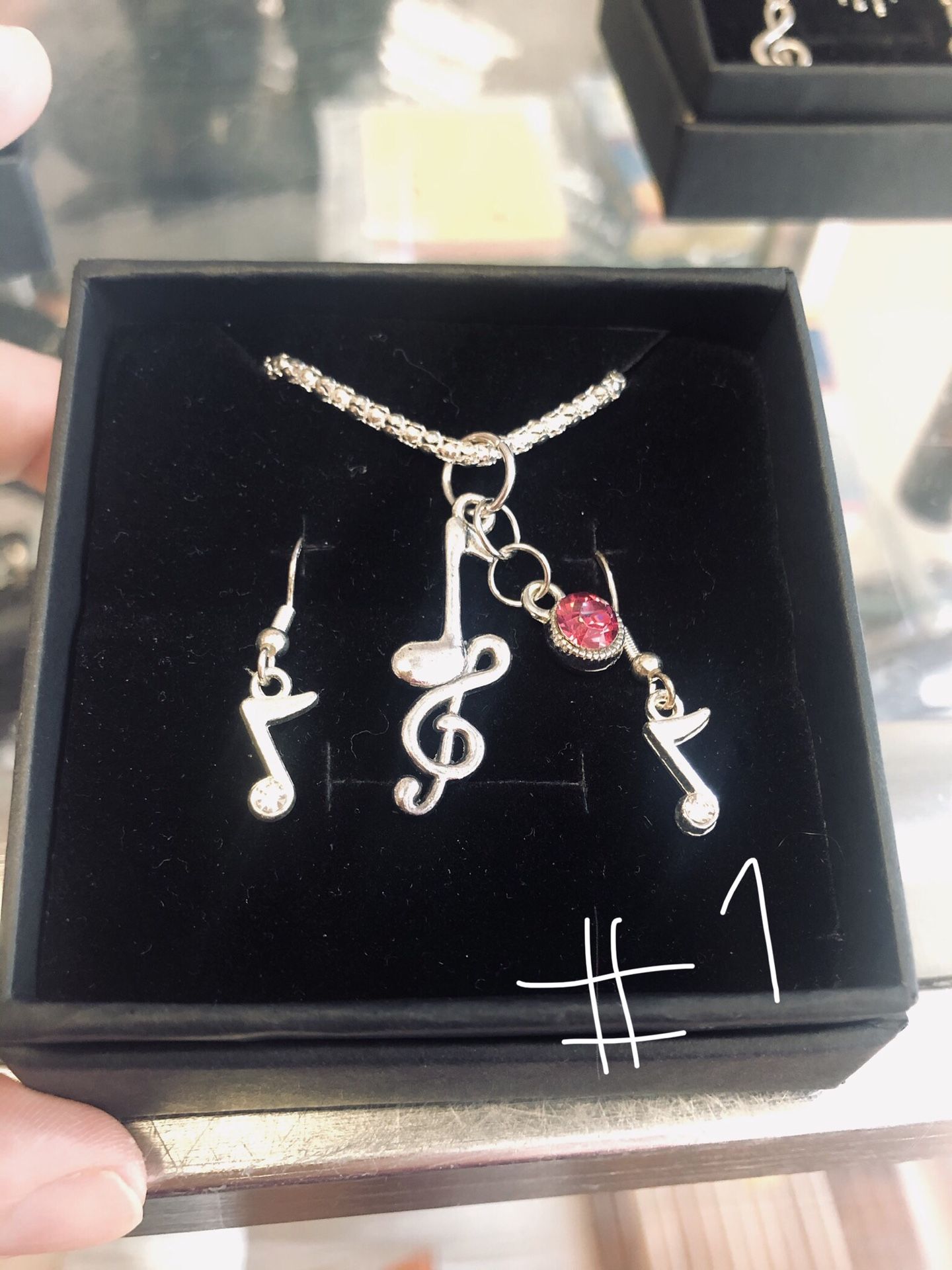 Music necklaces