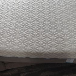 Tempur Cloud Supreme 11.5 Model 