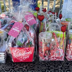 Custom Cups And Pins