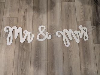 Mr. & Mrs. Wedding Sign