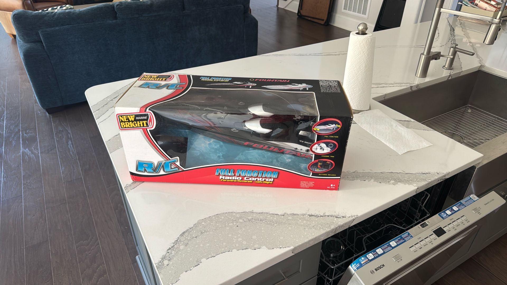 Radio Control Speedboat 