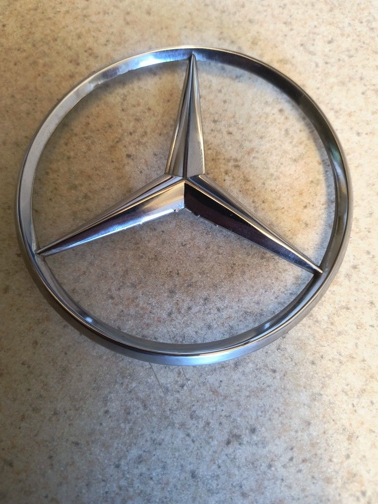 Mercedes Benz Emblem Logo