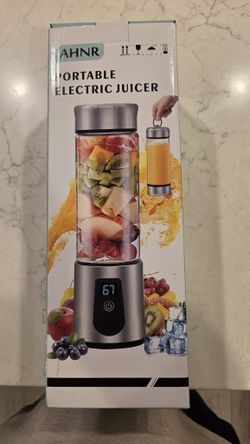 Portable USB Rechargeable Blender - AHNR Electric Juicer, New