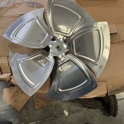  Fan Blades 30”  /  5 Wing