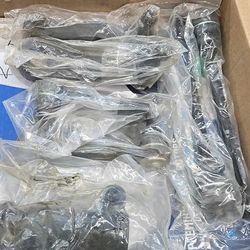 99-06 Chevy 4x4 Front End Parts