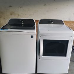 G E Electric. Washer And Dryer 