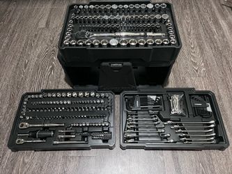 Husky Tools 300 pieces
