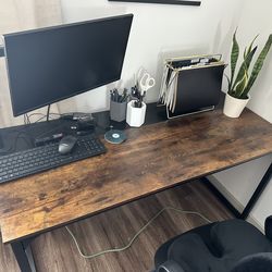 Two-toned wooden desk top with metal legs!! Removable monitor included!!