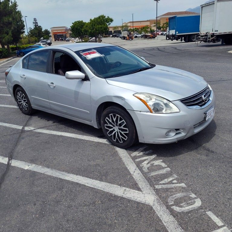 2012 Nissan Altima