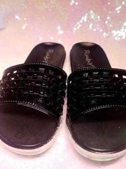 Black Ruby Size 5 Slides