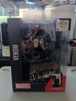 McFarlane Toys Venom statue