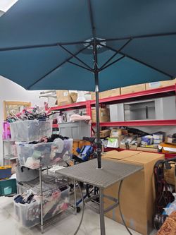Outdoor Patio Table with Market Umbrella