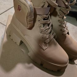 Womens Boots