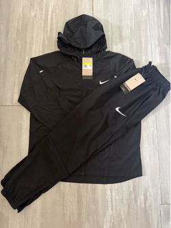Nike sets