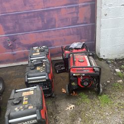 5 Predator generators, 3 of them inverter