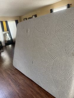 Queen Size Memory Foam Mattress