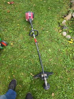 Troy Built 4 Cycle Weedwacker