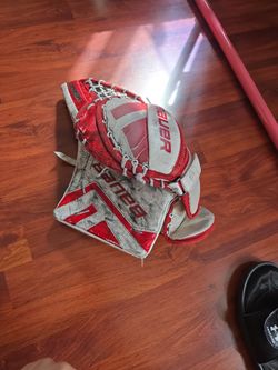 Bauer Goalie Glove