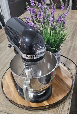 Kitchen Aid Artisan Series Stand Mixer