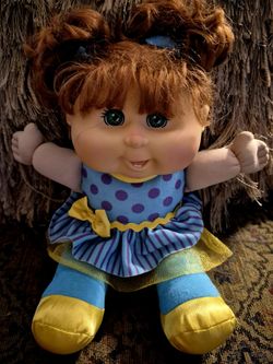 BEAUTIFUL NEW CABBAGE PATCH DOLL!!!!