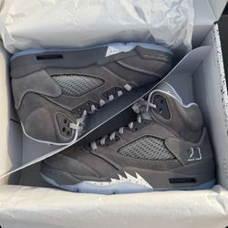 Jordan Wolf Grey 5