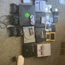 Retro Gaming Consoles 