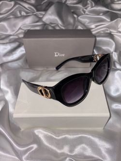 Sunglasses ✨