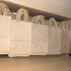 NEW: Classic kraft paper shopping bags