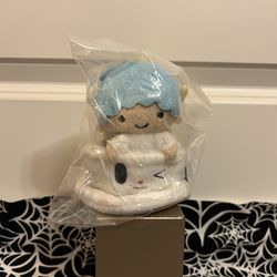 Hello Kitty, twin star