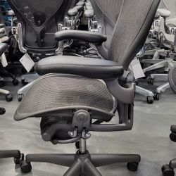 Like New Classic Aeron Chair by Herman Miller