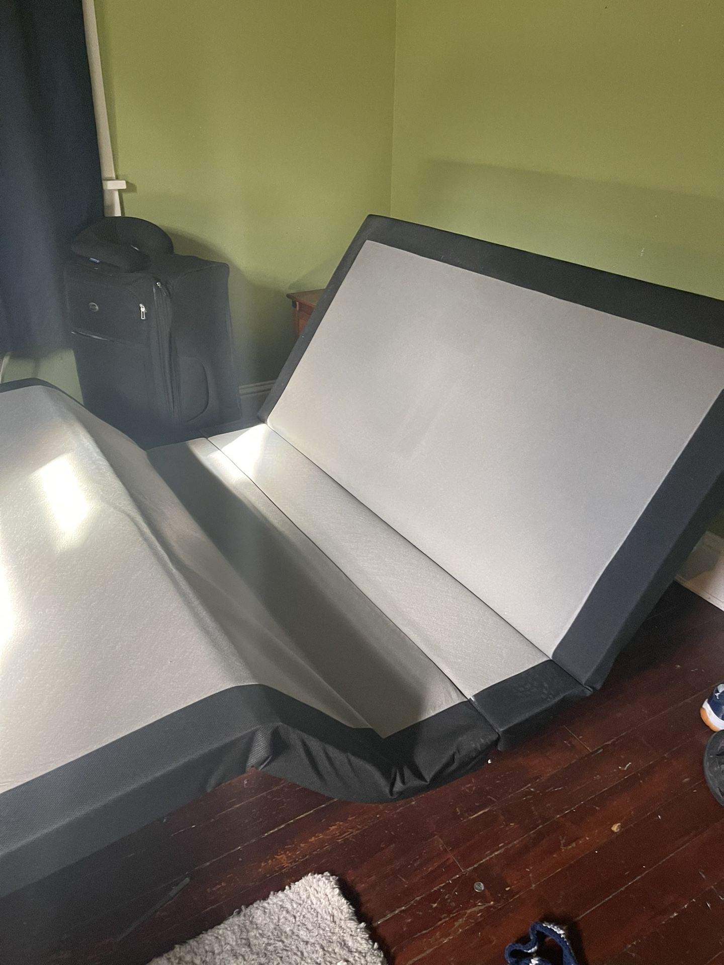 Adjustable Queen Size Bed Frame