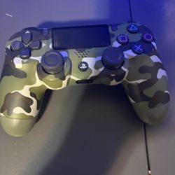 Camo PS4 controller