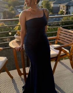 Navy blue mermaid gown