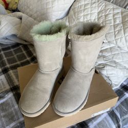 UGG Bailey Bow