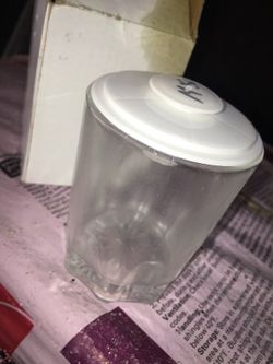 Nails polish remover glass with top on